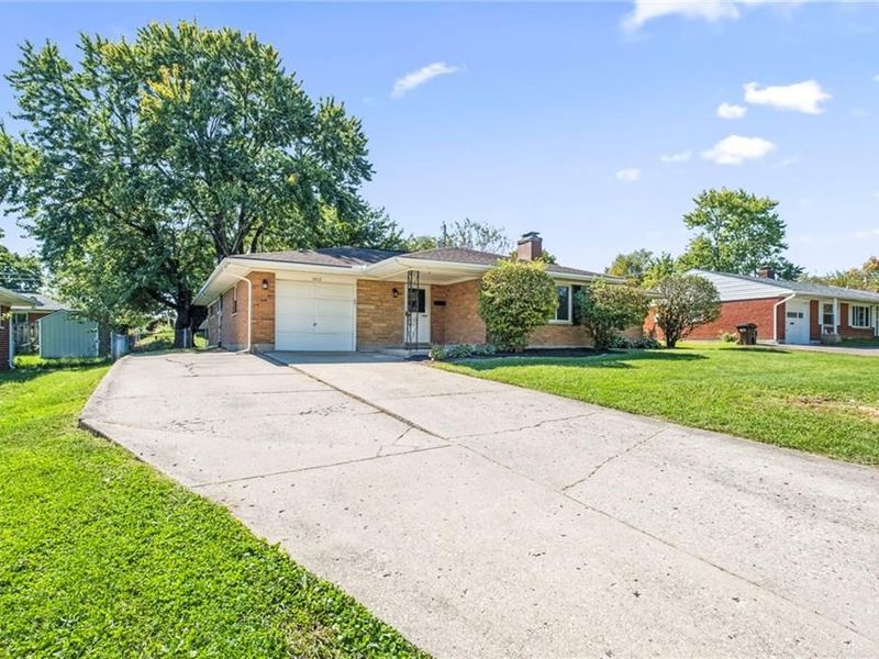 1012 E Stroop Road, Kettering, OH 45429 Photo 2