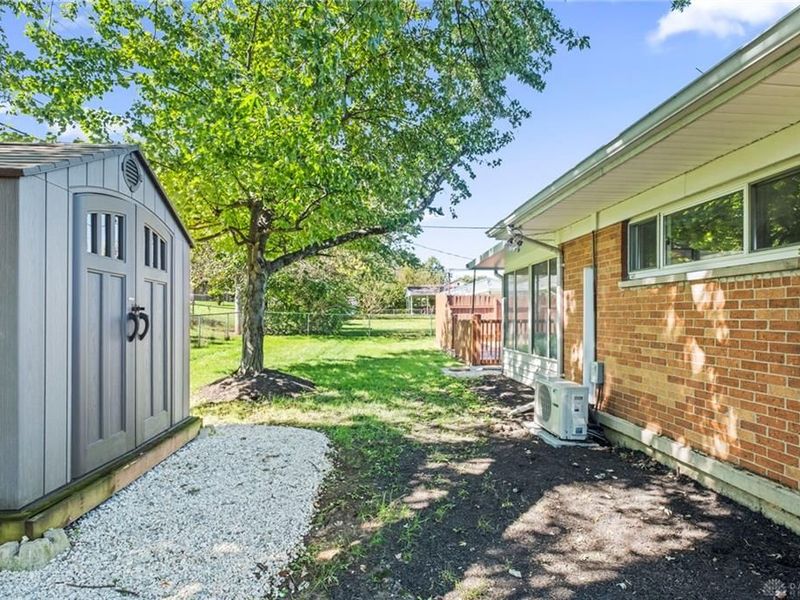 1012 E Stroop Road, Kettering, OH 45429 Photo 30