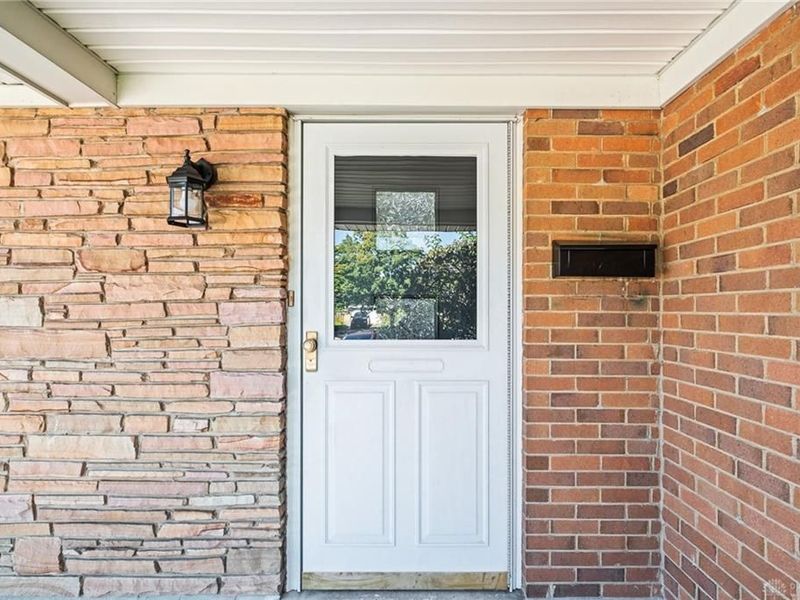 1012 E Stroop Road, Kettering, OH 45429 Photo 5