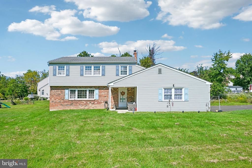 3006 APPLEDALE ROAD, NORRISTOWN, PA 19403