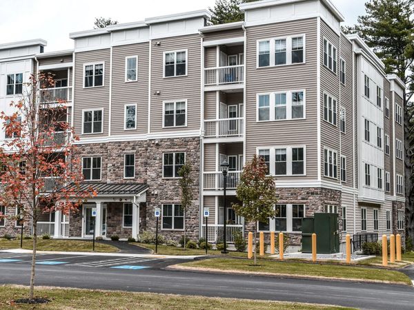 2 Winslow Ln, Unit 310, Grafton, MA 01536