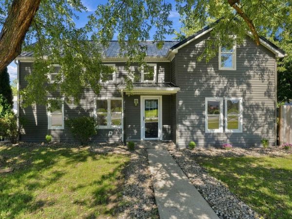 412 W North Street, Bourbon, IN 46504