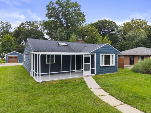 715 E Cooke Road, Columbus, OH 43214