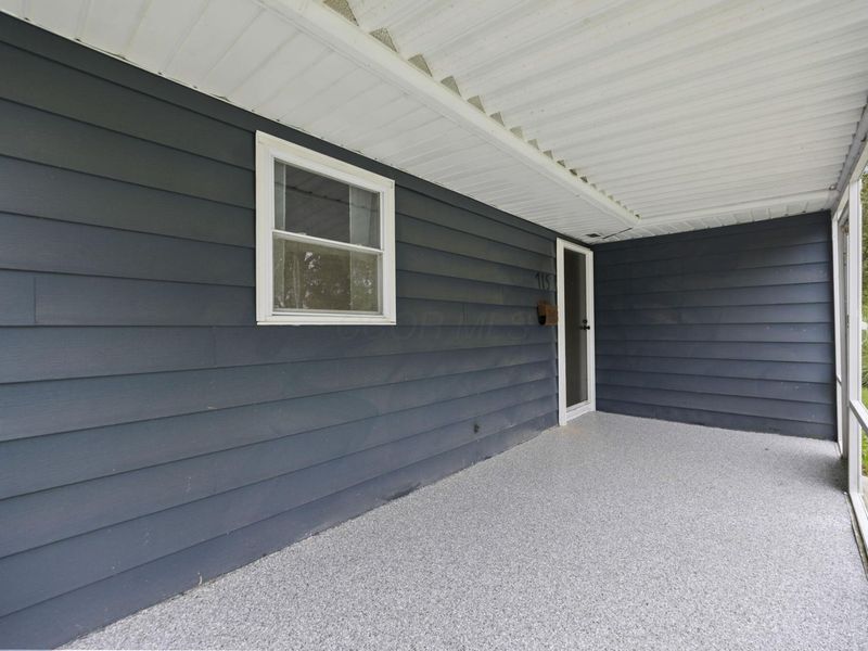 715 E Cooke Road, Columbus, OH 43214 Photo 4