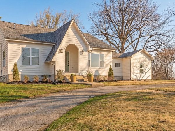 2005 Wood Street, Jonesboro, AR 72401