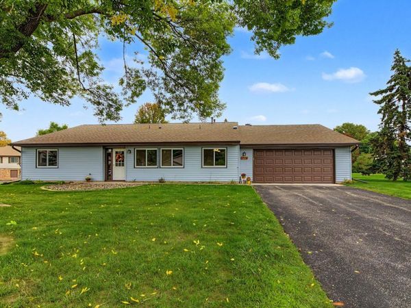 3774 Goodwin Avenue N, Oakdale, MN 55128