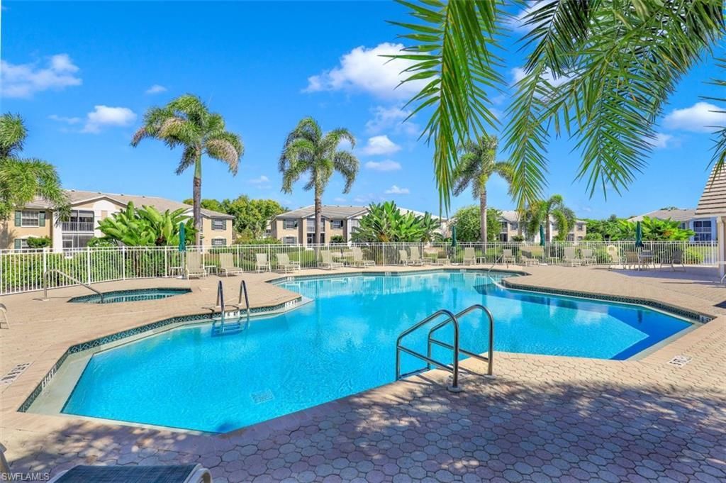 859 Tanbark Dr , Unit 103, Naples, FL 34108 Photo