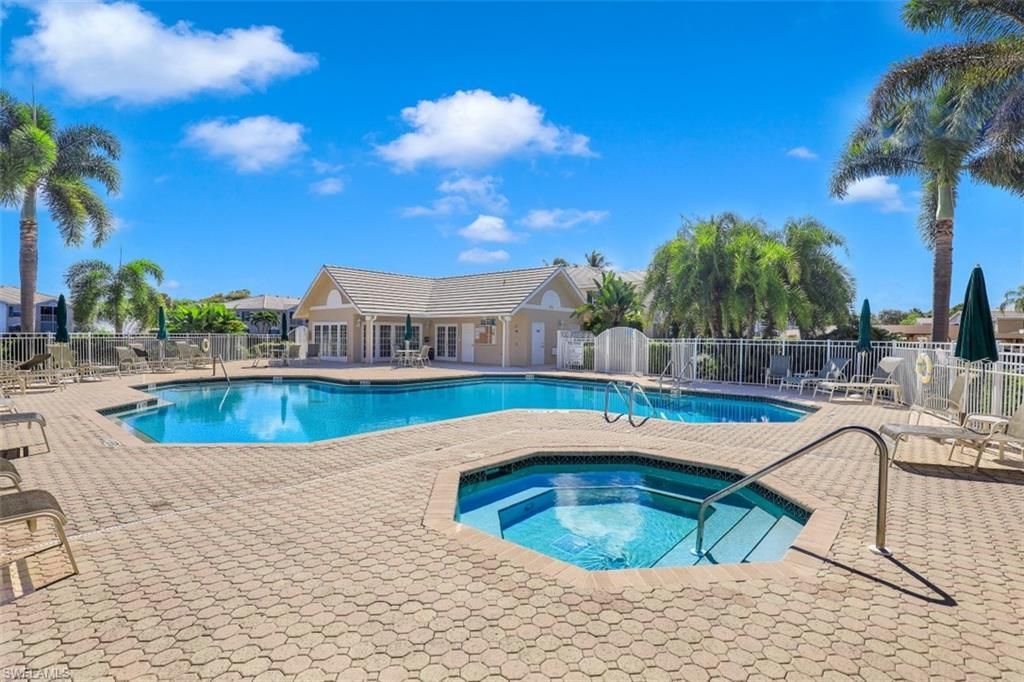 859 Tanbark Dr , Unit 103, Naples, FL 34108 Photo
