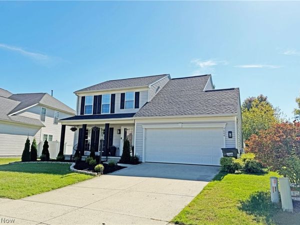 7604 Meadow Brooke Way , Northfield, OH 44067