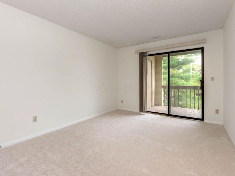 2221 Hedgerow Road, Unit 2221F, Columbus, OH 43220 Photo 26