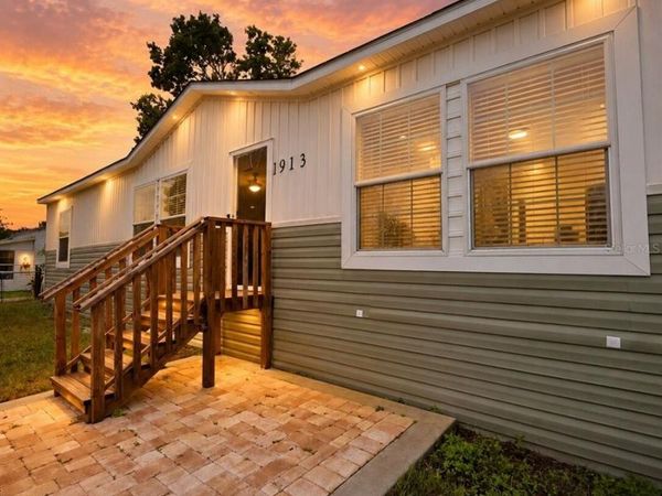 1913 WOODCREST DRIVE, ORMOND BEACH, FL 32174