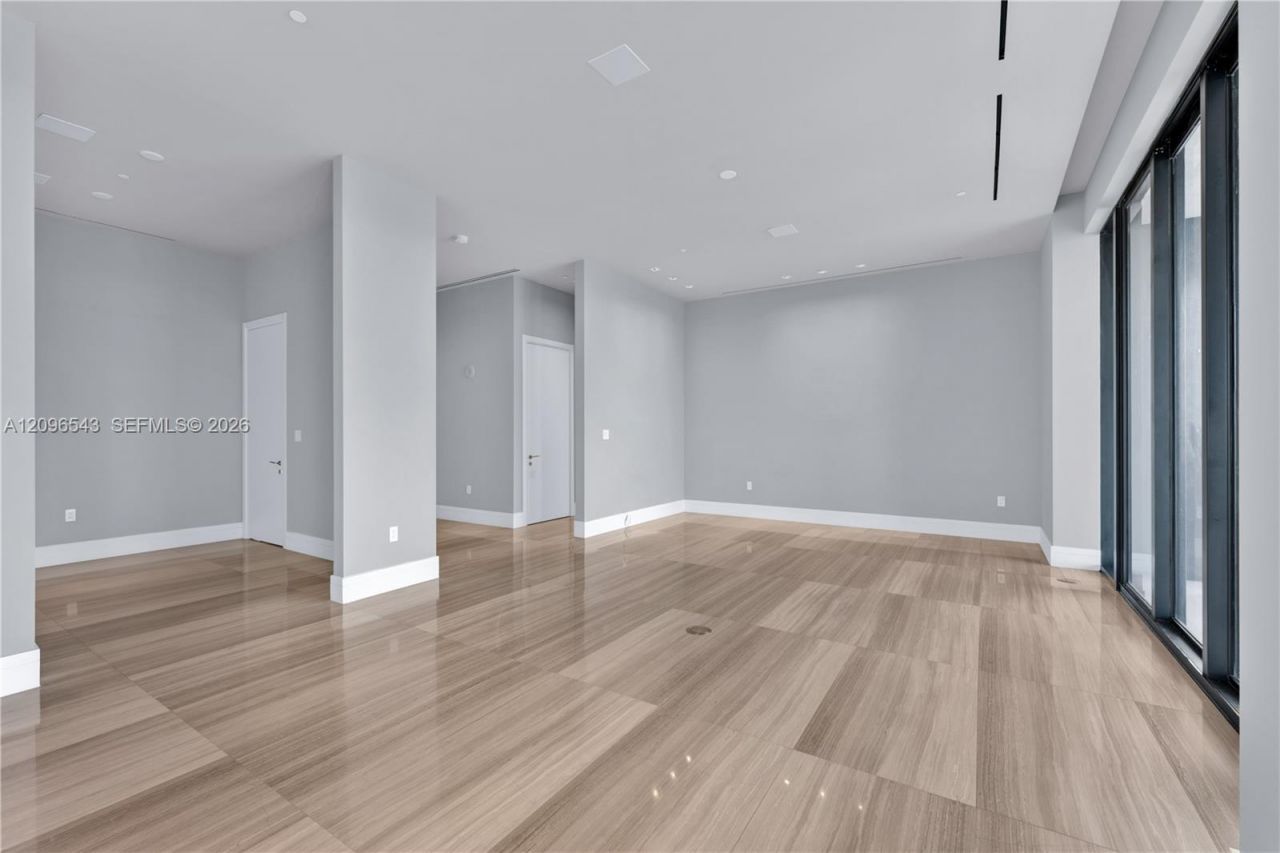 17141 Collins Ave , Unit 4202, Sunny Isles Beach, FL 33160 Photo