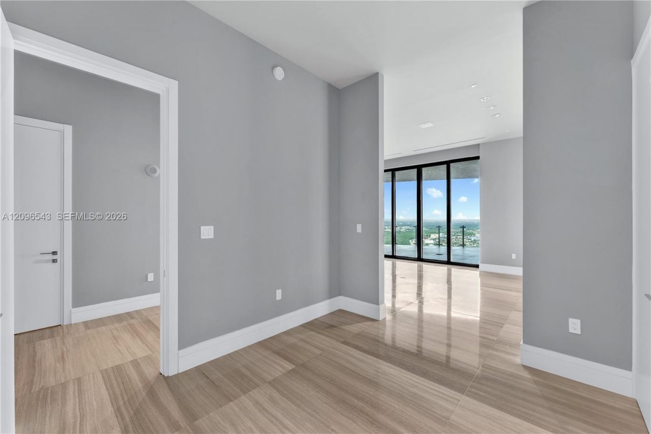 17141 Collins Ave , Unit 4202, Sunny Isles Beach, FL 33160 Photo