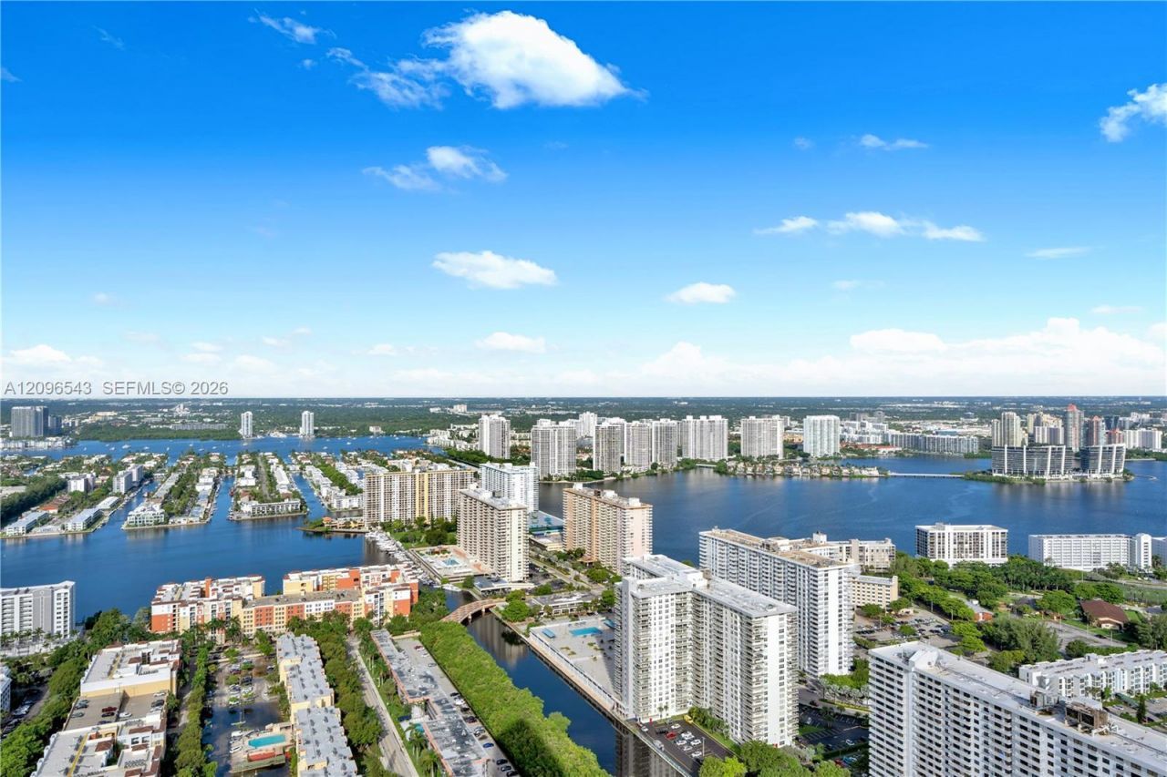 17141 Collins Ave , Unit 4202, Sunny Isles Beach, FL 33160 Photo