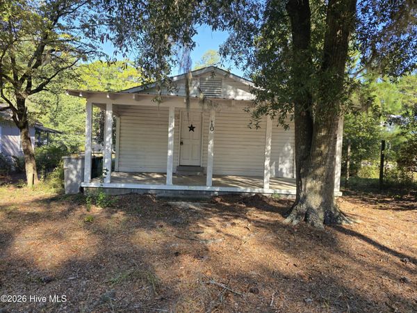 10 Godwin Road , Elizabethtown, NC 28337