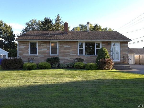 4529 Lake Avenue , Hamburg, NY 14219
