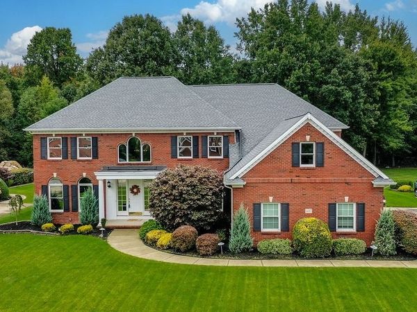 6687 Westminster Drive, East Amherst, NY 14051