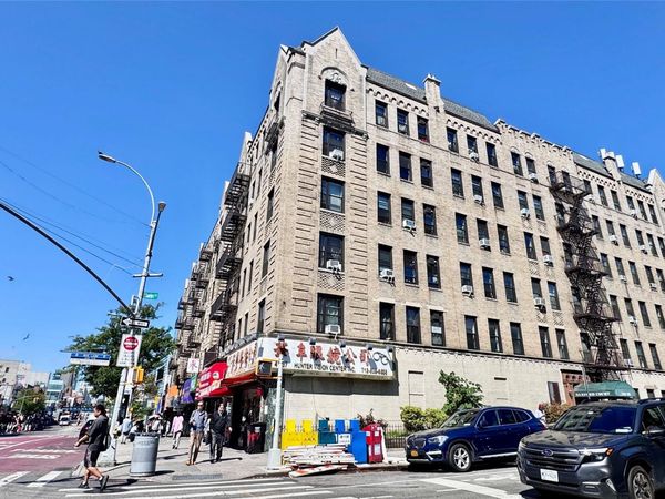 136-05 Sanford Ave, Unit 4A, Flushing, NY 11355