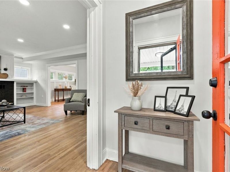1173 Yellowstone Road, Cleveland Heights, OH 44121 Photo 3