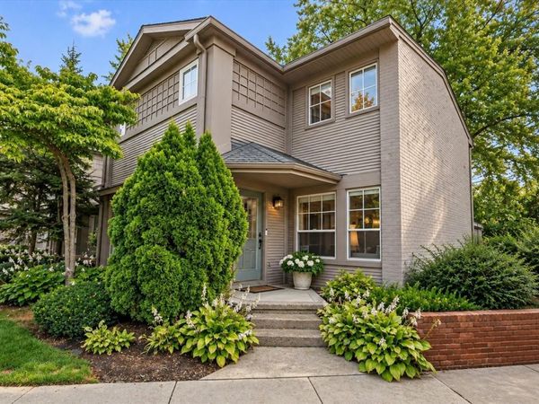 1051 N Old Woodward Avenue , Birmingham, Mi 48009