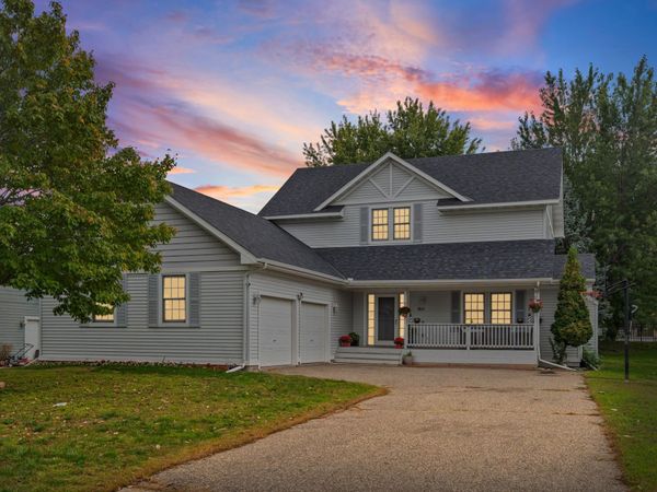 611 Bellvue Lane, Brooklyn Center, MN 55430