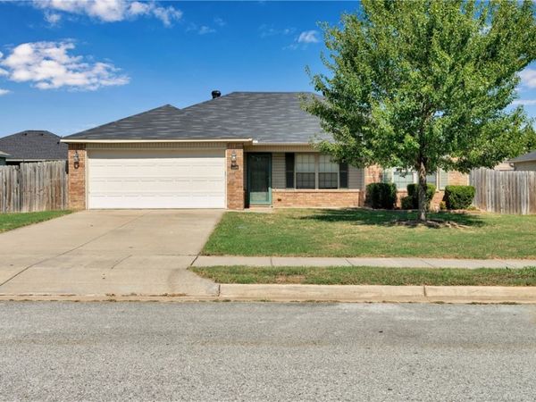 3504 Reynolds Avenue , Springdale, AR 72764