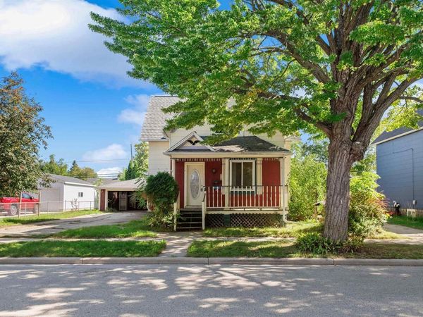 1516 OAKES STREET, Marinette, WI 54143
