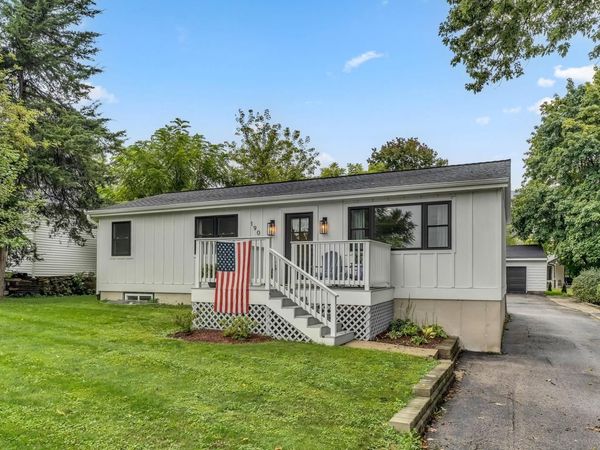 190 Dewey AVENUE, Fontana, WI 53125