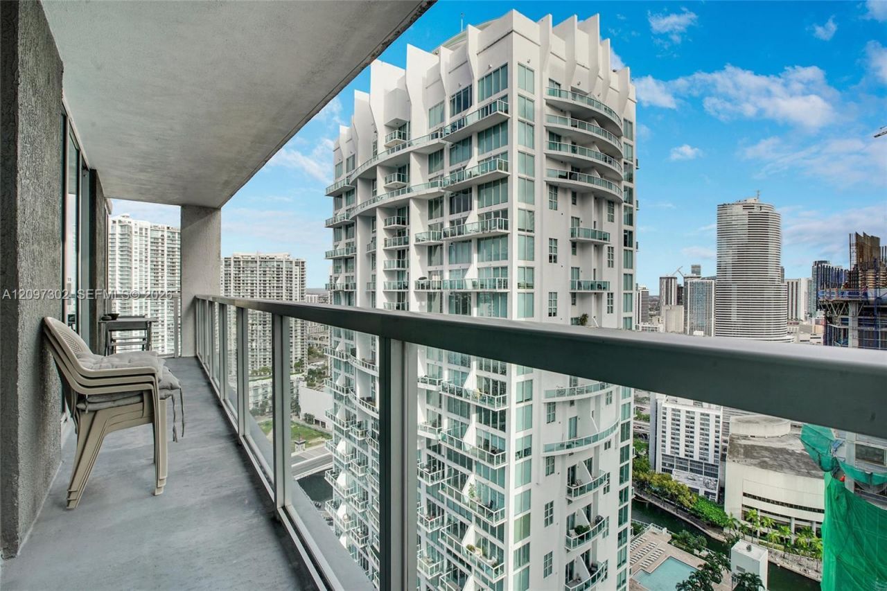 55 SE 6th St, Unit 3701, Miami, FL 33131 Photo