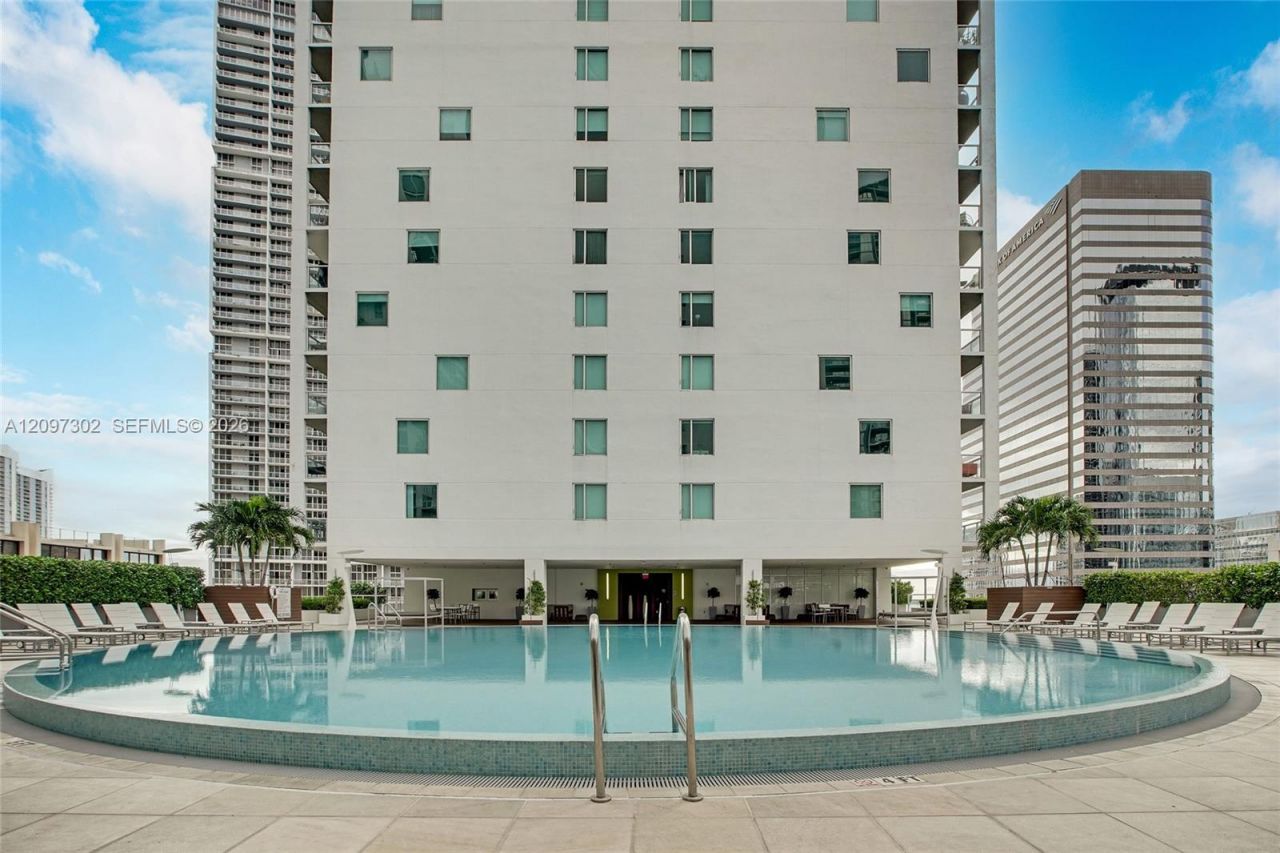 55 SE 6th St, Unit 3701, Miami, FL 33131 Photo