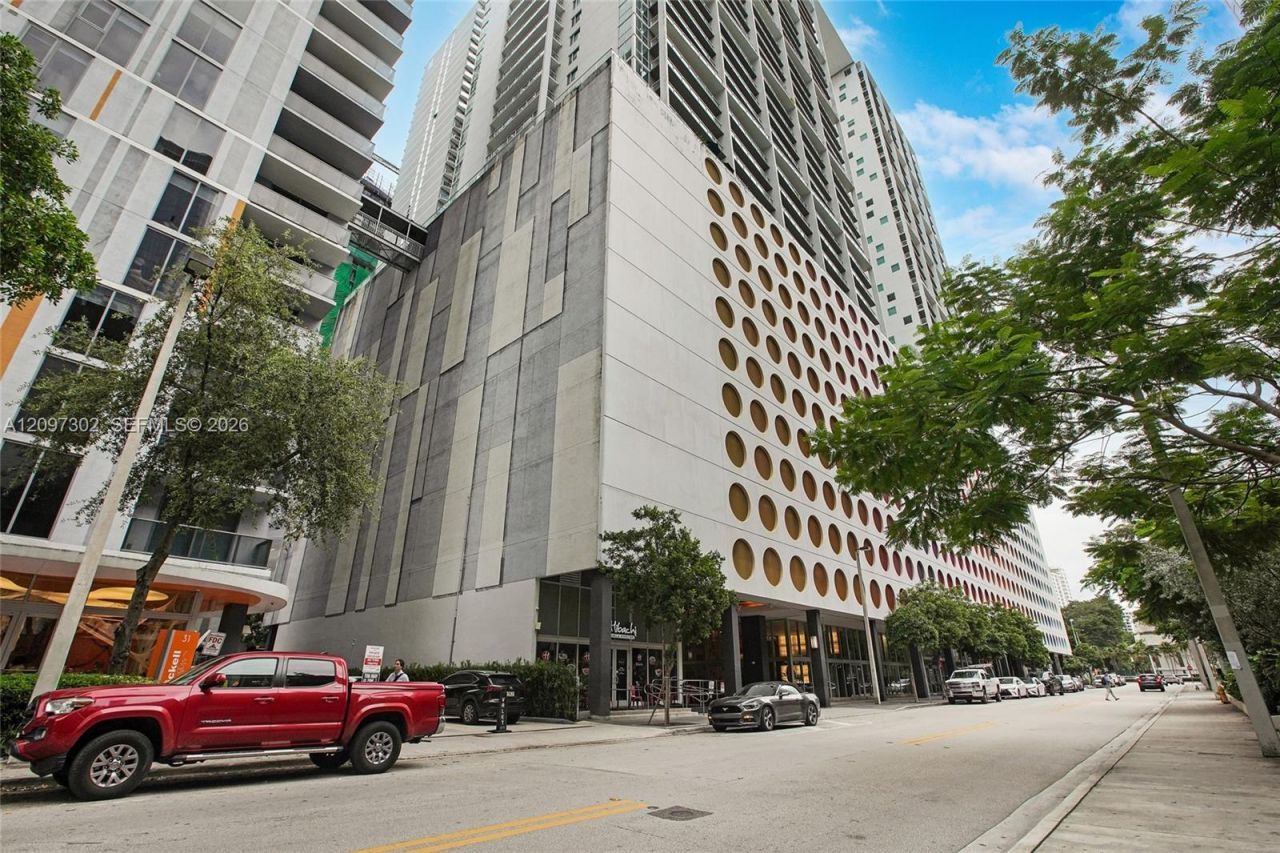 55 SE 6th St, Unit 3701, Miami, FL 33131 Photo