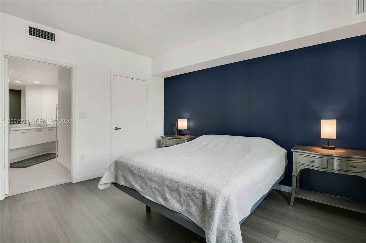 55 SE 6th St, Unit 3701, Miami, FL 33131 Photo
