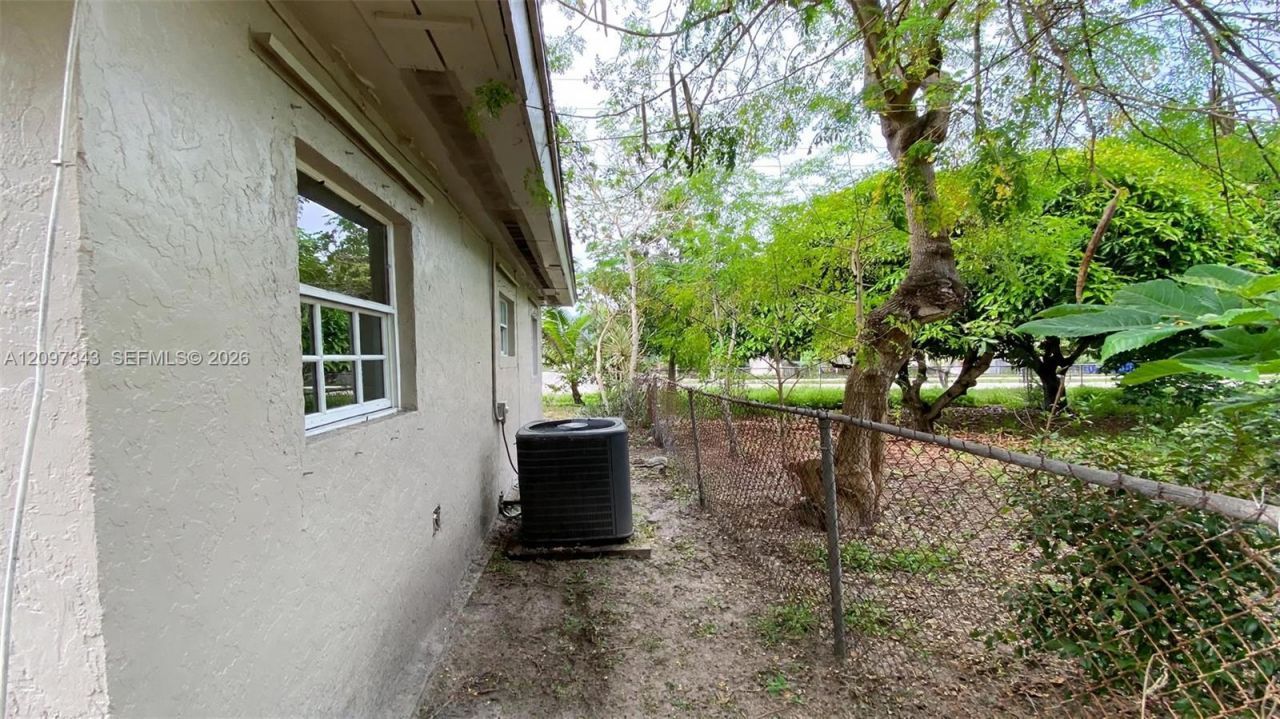 6308 Washington St, Hollywood, FL 33023 Photo