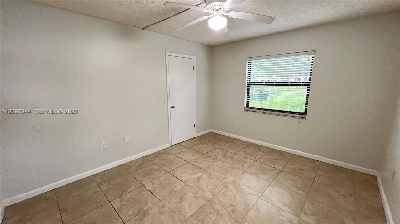 125 NW 93rd Ave, Unit 125, Pembroke Pines, FL 33024 Photo