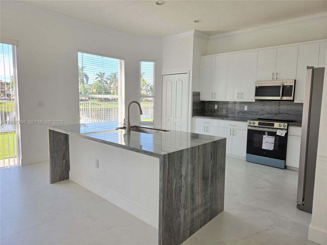 16240 SW 66 St , Miami, FL 33193 Photo
