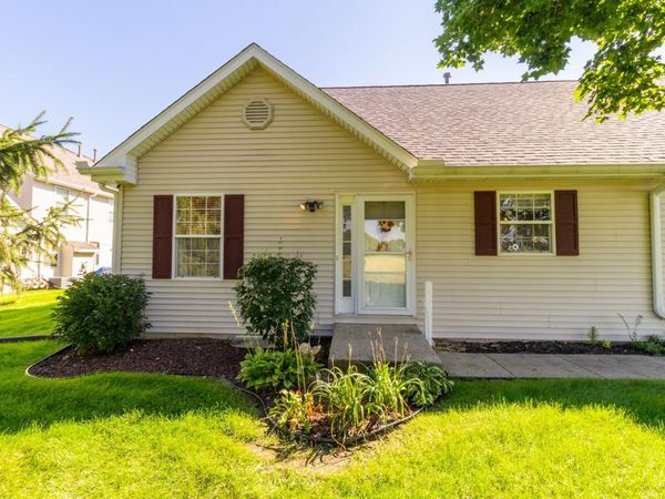 12032 Baneberry Drive, Unit 24, Roscoe, IL 61073