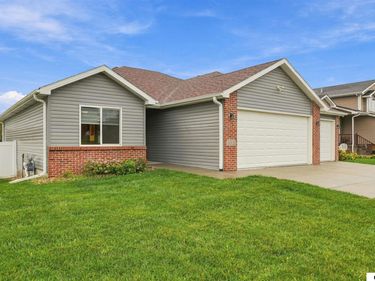 9009 Blacksmith Road, Lincoln, NE 68507