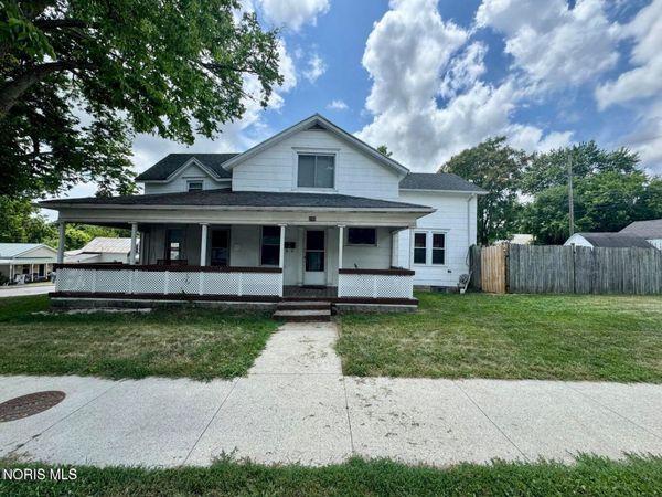 203-205 5th Street , Defiance, OH 43512