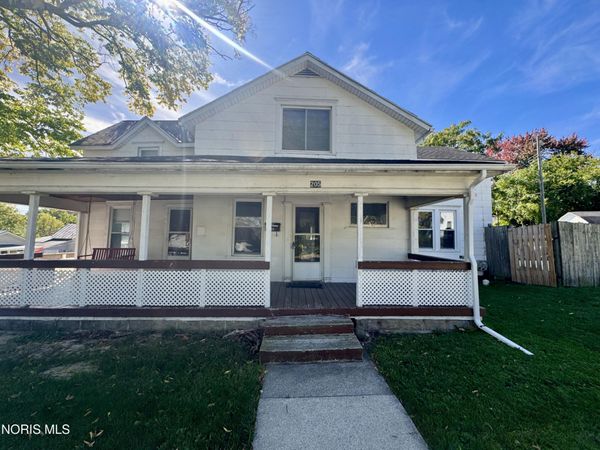 203-205 5th Street, Defiance, OH 43512