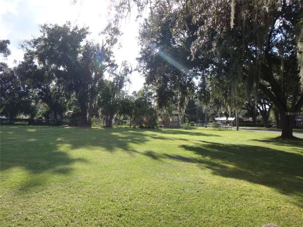 1603 JAMES L REDMAN PARKWAY , PLANT CITY, FL 33563