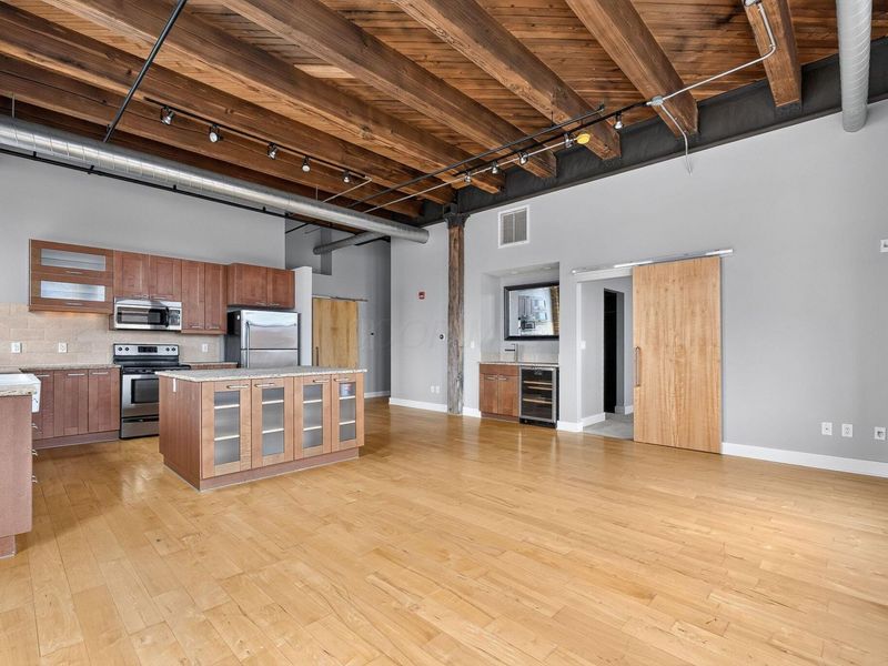 150 E Main Street , Unit 504, Columbus, OH 43215 Photo 9
