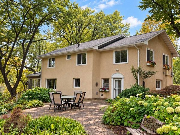 9551 Riverview Road, Eden Prairie, MN 55347