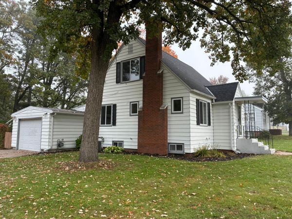 713 1st Avenue NE, Little Falls, MN 56345