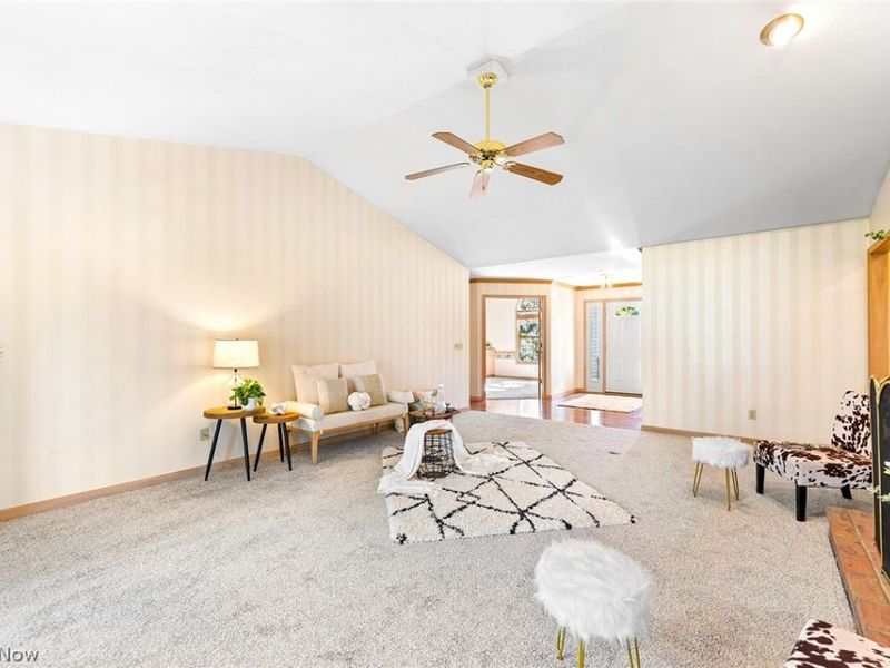 3740 Greenock Drive, Green, OH 44685 Photo 6