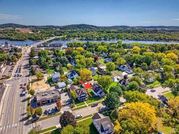 914 Monroe Street, Sauk City, WI 53583