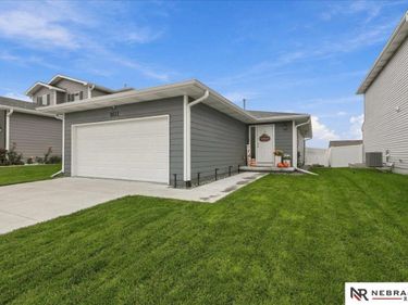 1611 SW 29th Street, Lincoln, NE 68522