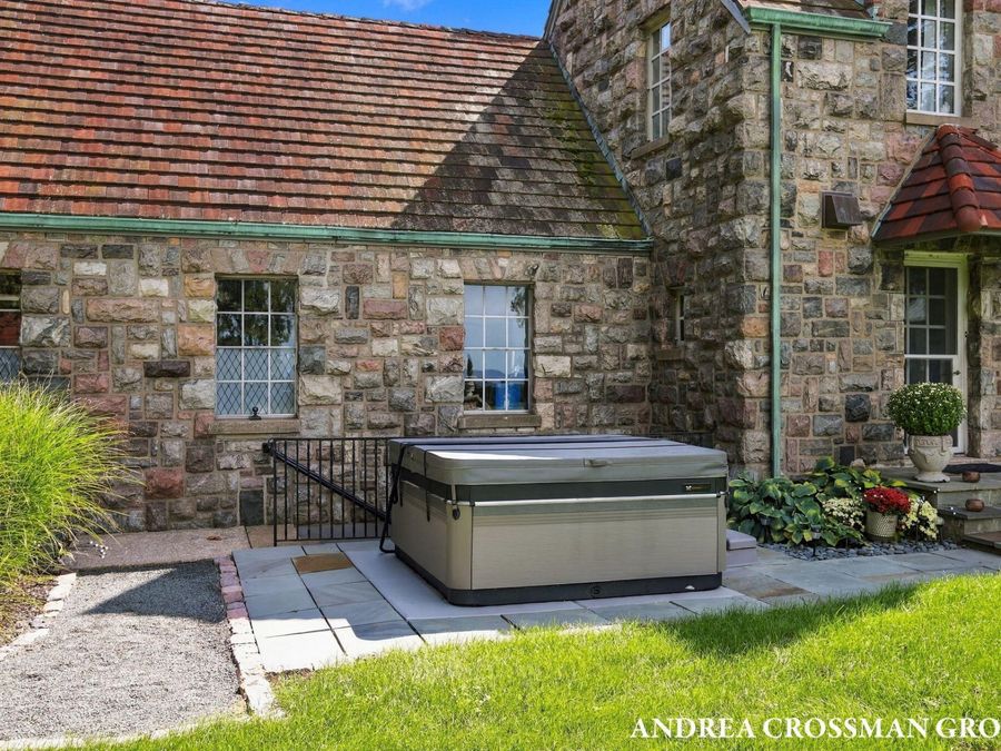 Property Image 11