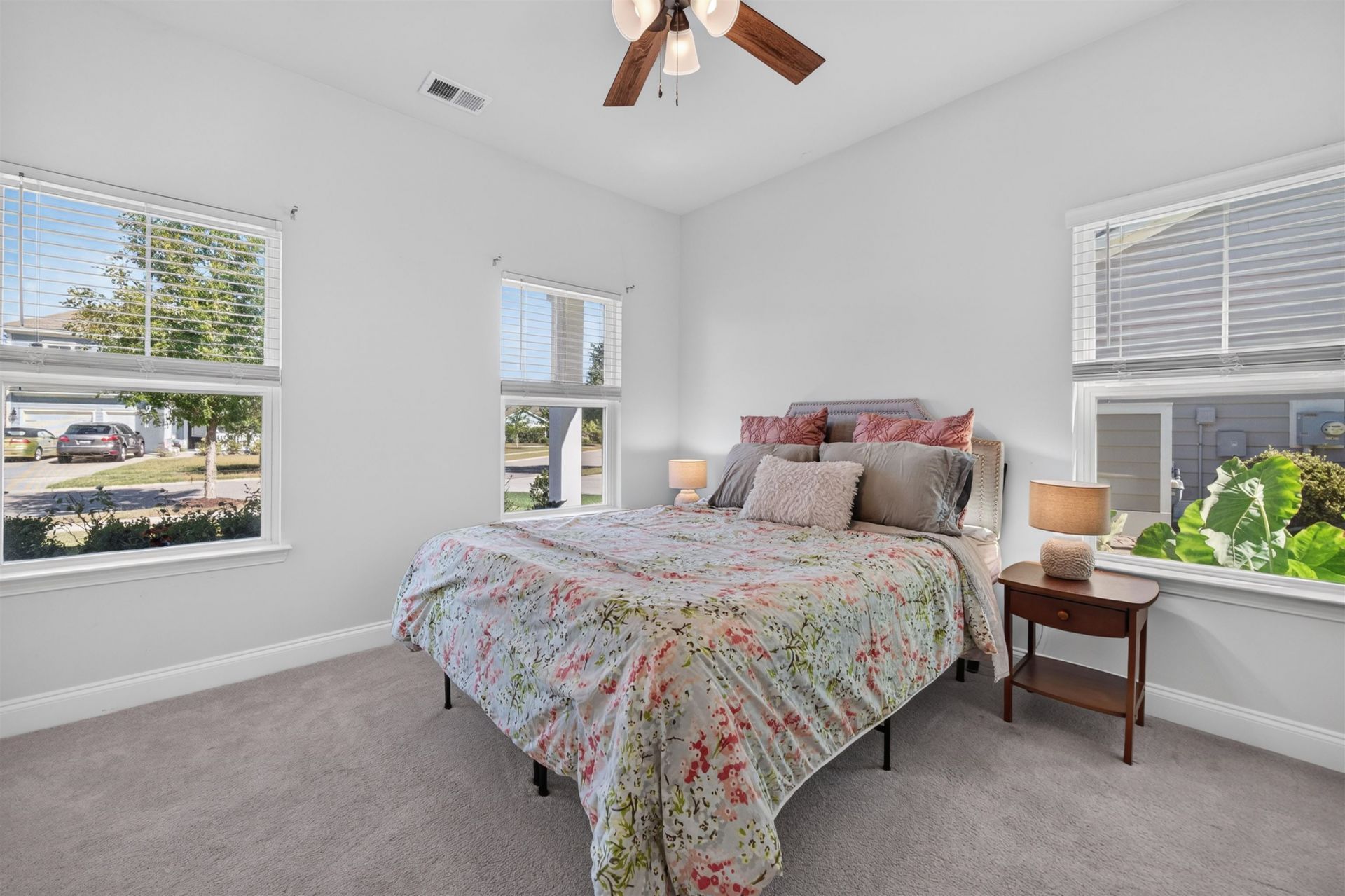 839 Summer Starling Pl. Photo 28