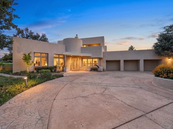 1005 Four Hills Court SE, Albuquerque, NM 87123