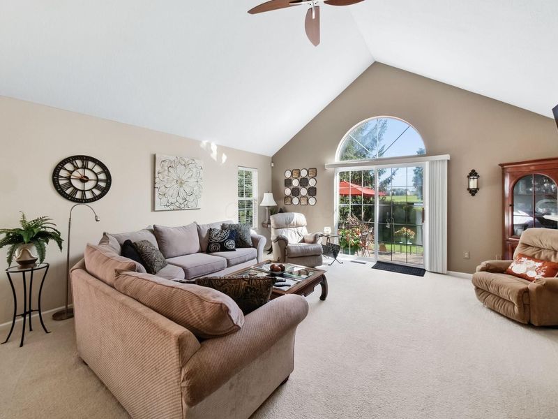 6972 Greensview Village Drive, Canal Winchester, OH 43110 Photo 15